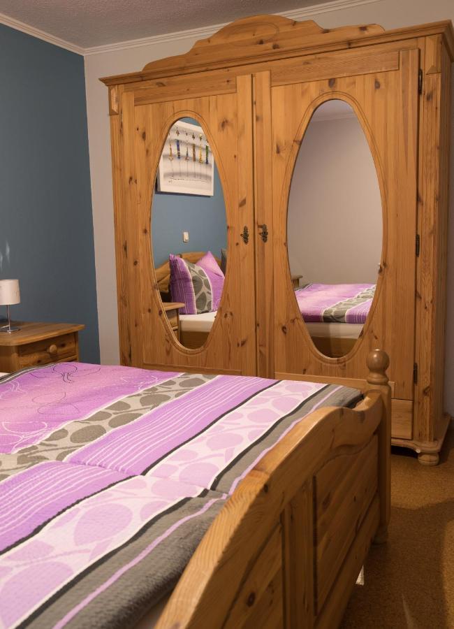 Ferienwohnung In Bad Staffelstein Ot Grundfeld Exteriör bild